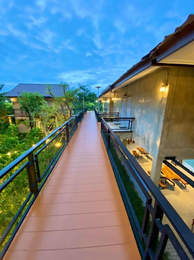 บ้านต้นไม้โฮมสเตย์อุทัยธานี Exterior foto