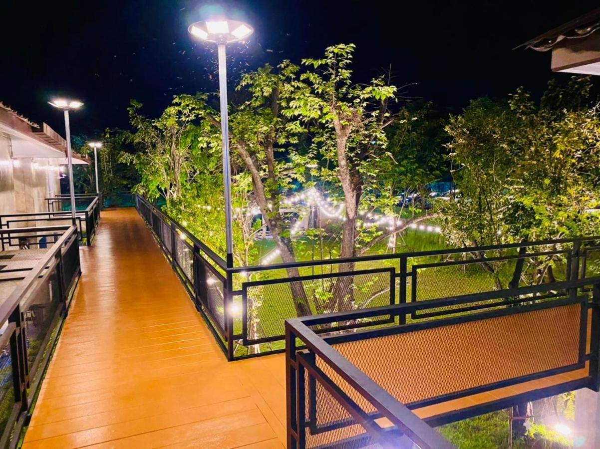 บ้านต้นไม้โฮมสเตย์อุทัยธานี Exterior foto
